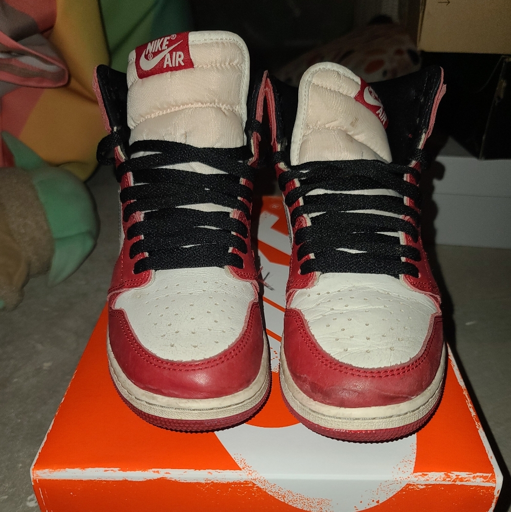 Lost & Found Jordan 1 sz 6Y